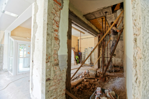 renovate or move vancouver